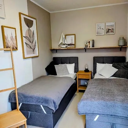Tatil Evi With 3 Bedrooms Juliusruh