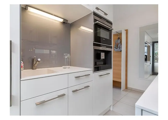 With 3 Bedrooms Casa vacanze